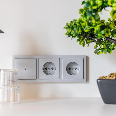 Coffee Fellows Sued 3*