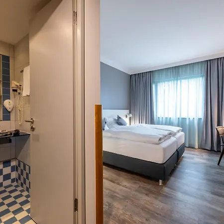 Coffee Fellows Sued Motel Leipheim