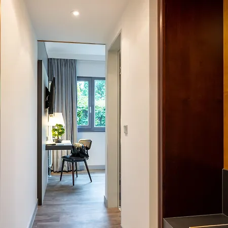 Coffee Fellows Sued Motel